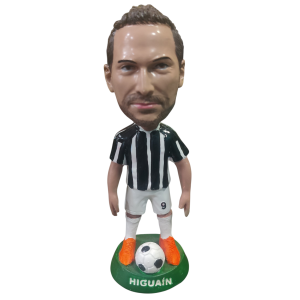 ΦΙΓΟΥΡΑ ΤΟΥ '' GONZALO HIGUAIN ''